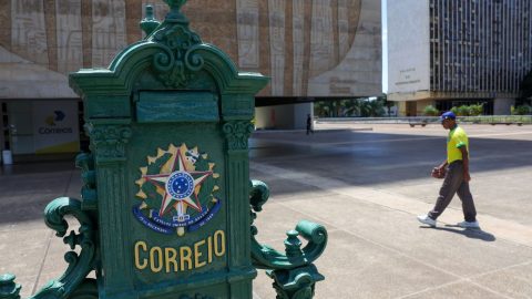 TCU alerta governo sobre impacto fiscal da universalização dos Correios