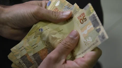 CMN libera crédito para empreendedores com Fies e renegocia débitos