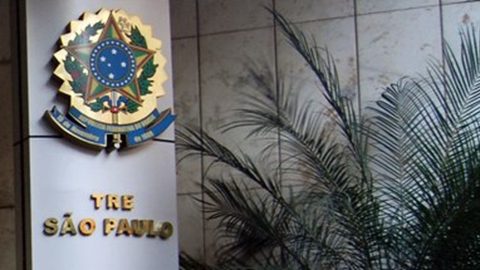 TRE-SP aplica multa a Lula por campanha antecipada