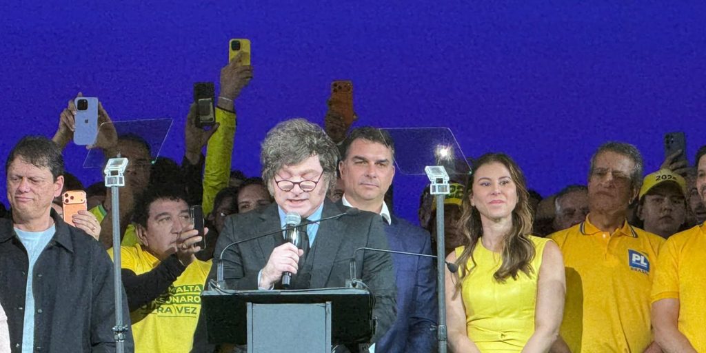 Itamaraty convoca embaixador após ataques de Milei a Lula