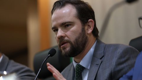 Durigan se oferece para intermediar renegociação de dívidas do Rio