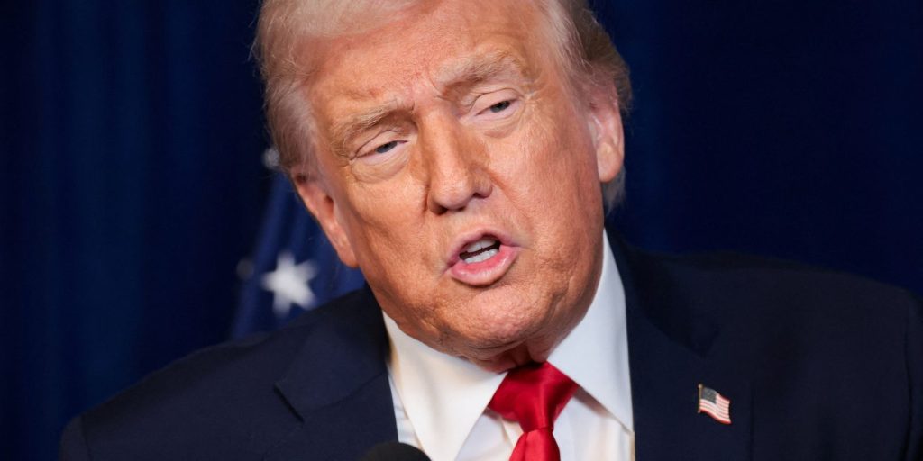 Trump assina novos decretos para limitar cidadania por nascimento