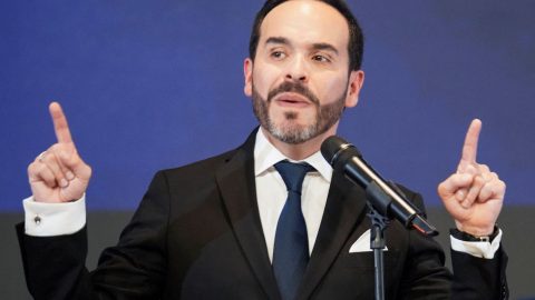 Colômbia extingue noticiários das rádios de paz
