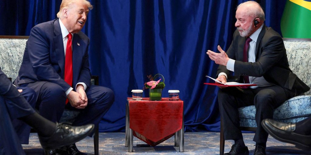 Lula contesta tarifas dos EUA em ligação com Trump