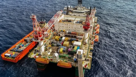 Petrobras encontra reservas de gás em águas profundas colombianas