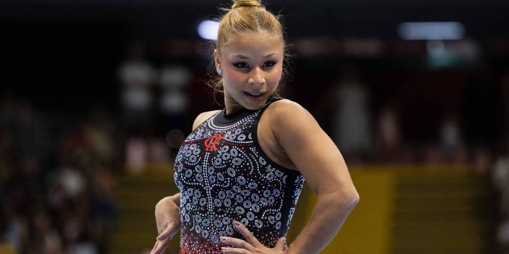 Flávia Saraiva conquista dois ouros no Brasileiro de Ginástica
