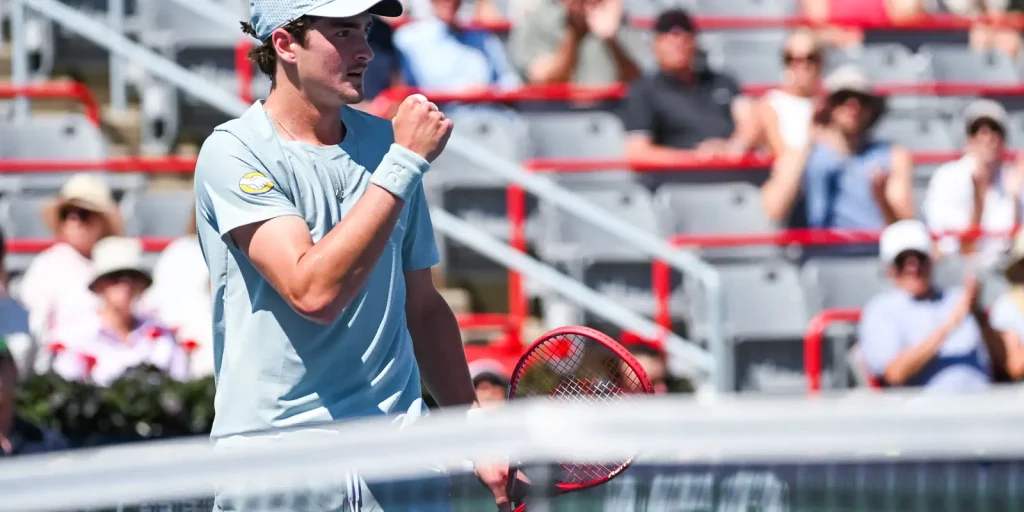 Fonseca derrota Tsitsipas e volta a colocar Brasil nas vitórias de Montreal