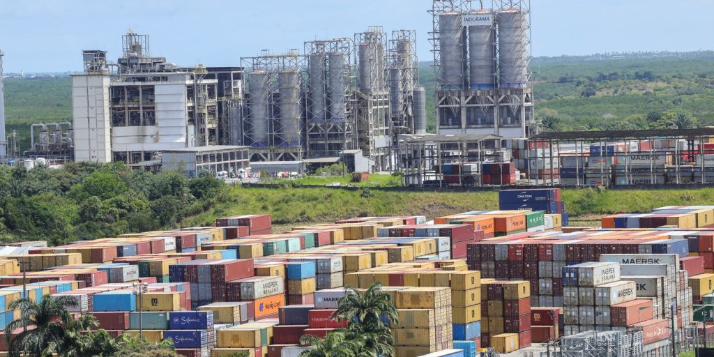 Amcham pede cautela em retaliação contra tarifas americanas