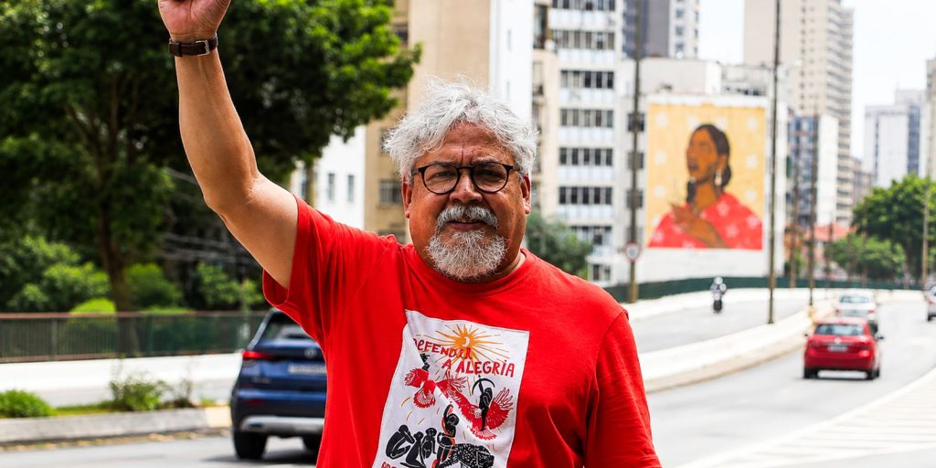 PCB lança economista Edmilson Costa para disputa presidencial