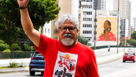 PCB lança economista Edmilson Costa para disputa presidencial