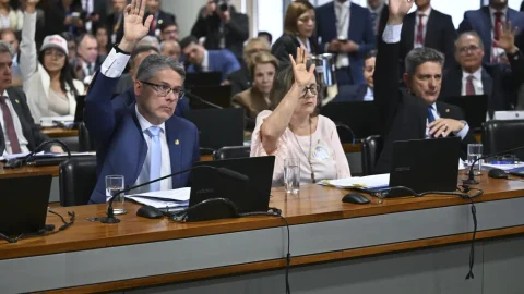 Senado aprova PEC que reforça combate ao crime organizado