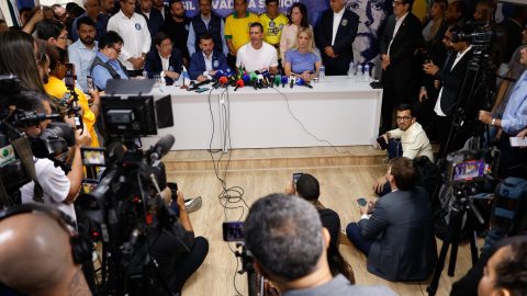 Ruas se declara eleito e critica Paes por levar disputa ao STF