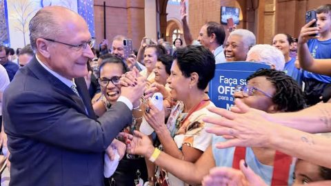 Alckmin defende isenção da Justiça Eleitoral em Aparecida